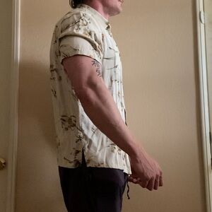 Silk white short sleeve relaxed fit shirt button front collared floral tee